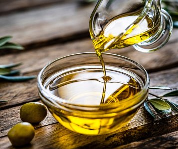 10 dôvodov prečo piť olivový olej